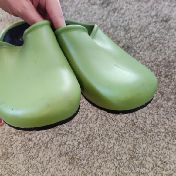 Rubber clogs - Picture 3 of 3